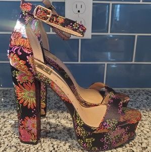 Size 8 platform heels